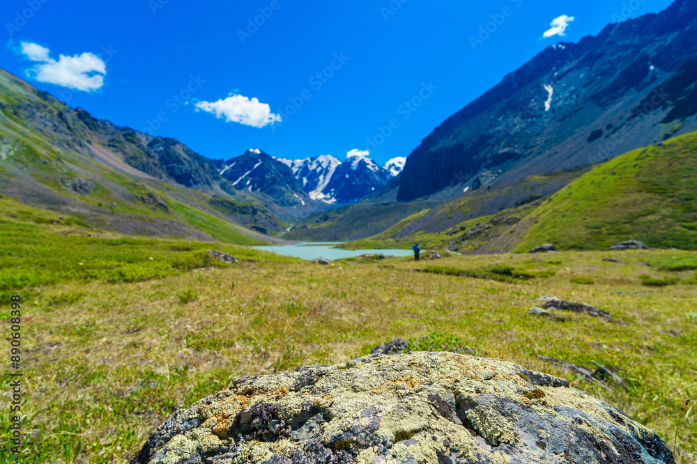 Fototapeta premium empty stone in the mountain valley