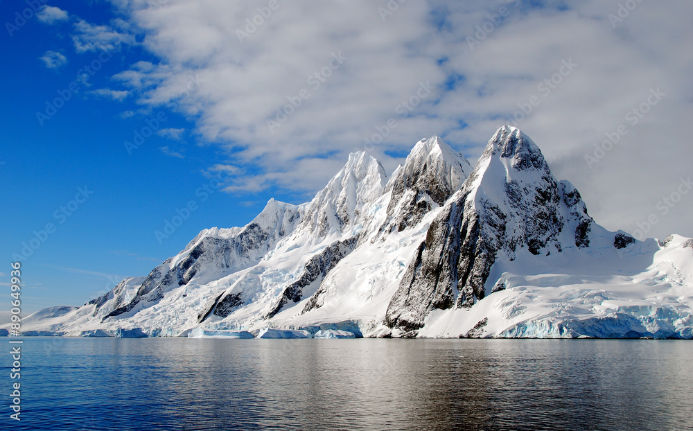 Dramatic landscape in Antarctica, with sunny skies Dramatic landscape in Antarctica, with sunny skies