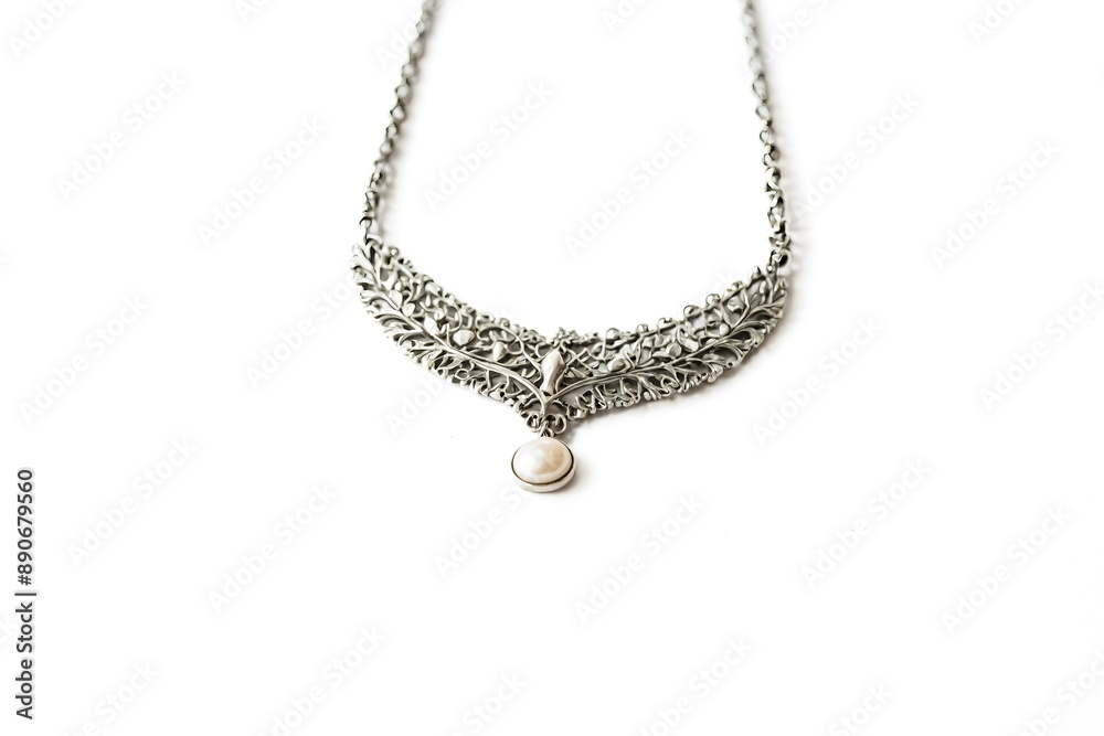 Elegant Silver Necklace with Pearl Pendant Elegant Silver Necklace with Pearl Pendant