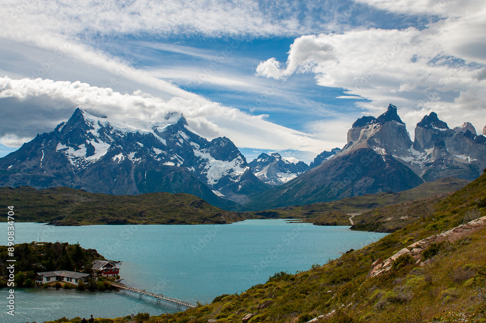 Fototapeta premium Lago Pehoe - Torres del Paine