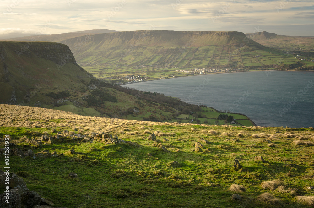 Obraz premium Lurigethan and Tievebulliagh Mountains from the Garron Plateau n County Antrim, Northern Ireland 