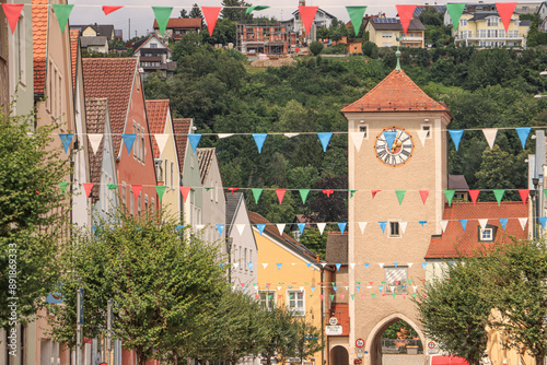 Romantisches Kelheim; Blick vom Ludwigsplatz zum Altmühltor photo