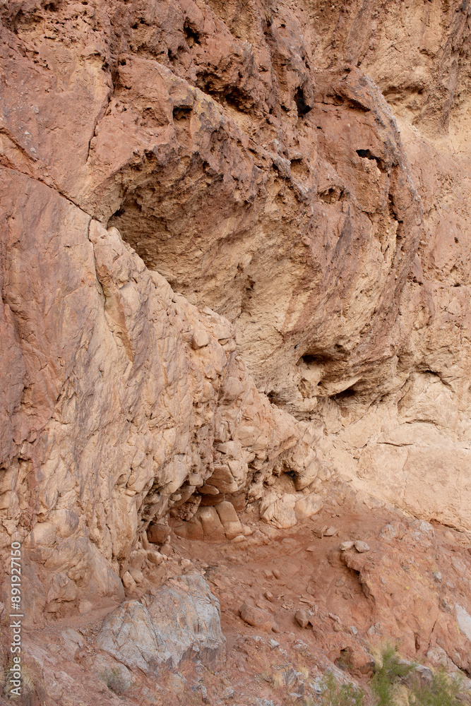 Rock formations on the Echo canyon walking trail Rock formations on the Echo canyon walking trail