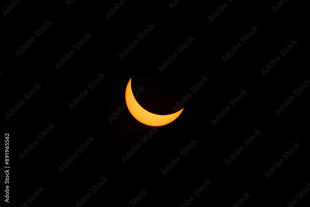 ECLIPSE SOLAR PARCIAL ECLIPSE SOLAR PARCIAL