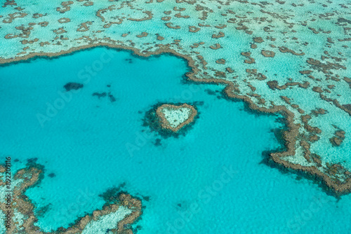 Billede på lærred Heart Reef in the Great Barrier Reef off the coast of the Whitsundays