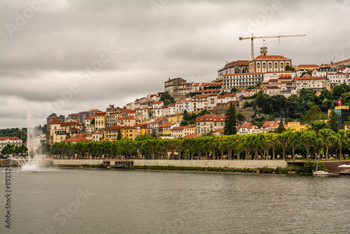 Tablou pe pânză Coimbra, città del Portogallo sede di una delle Università più antiche d’Europa,