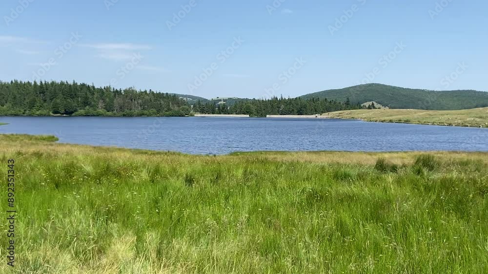Lac des Pises dans les Cévennes