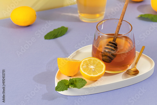 Quadro em tela A natural remedy for colds and flu to boost immunity