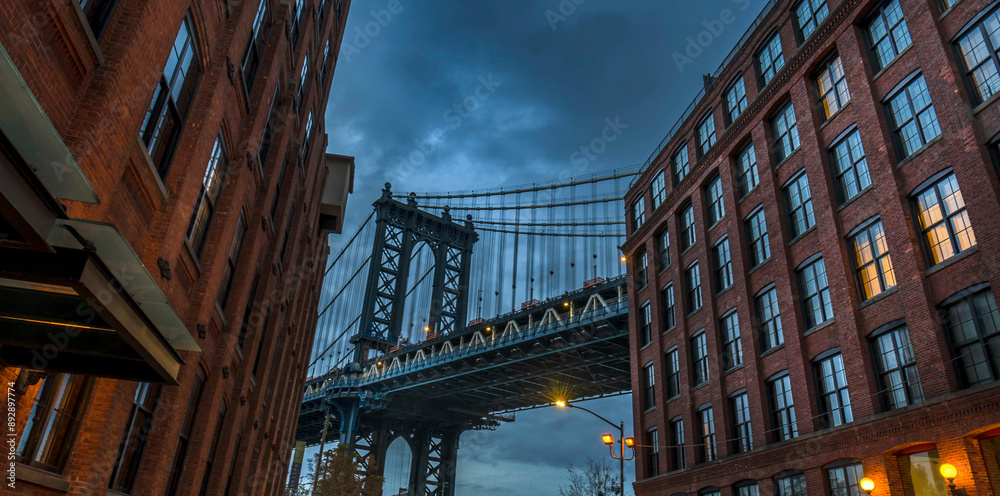 Naklejka premium Manhattan Bridge Tower DUMBO, New York City USA