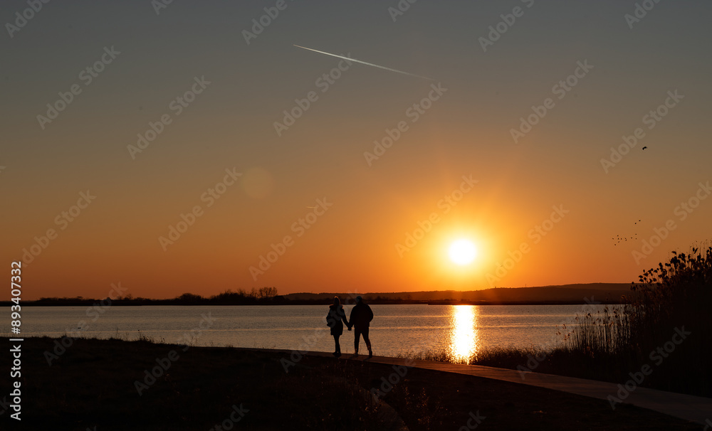 Obraz premium Romantic sunset.