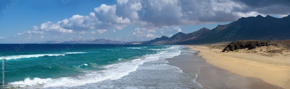 Strand Panorama der Playa de Cofete in Fuerteventura, Kanarische Inseln - aufgenommen vom Felsmassiv Punta Playa westlich von Cofete Strand Panorama der Playa de Cofete in Fuerteventura, Kanarische Inseln - aufgenommen vom Felsmassiv Punta Playa westlich von Cofete