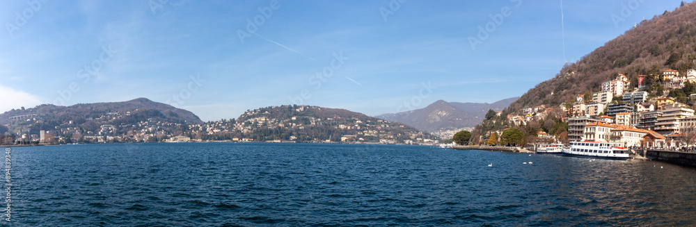 Fototapeta premium Panoramic view of Lake Como, Lombardy
