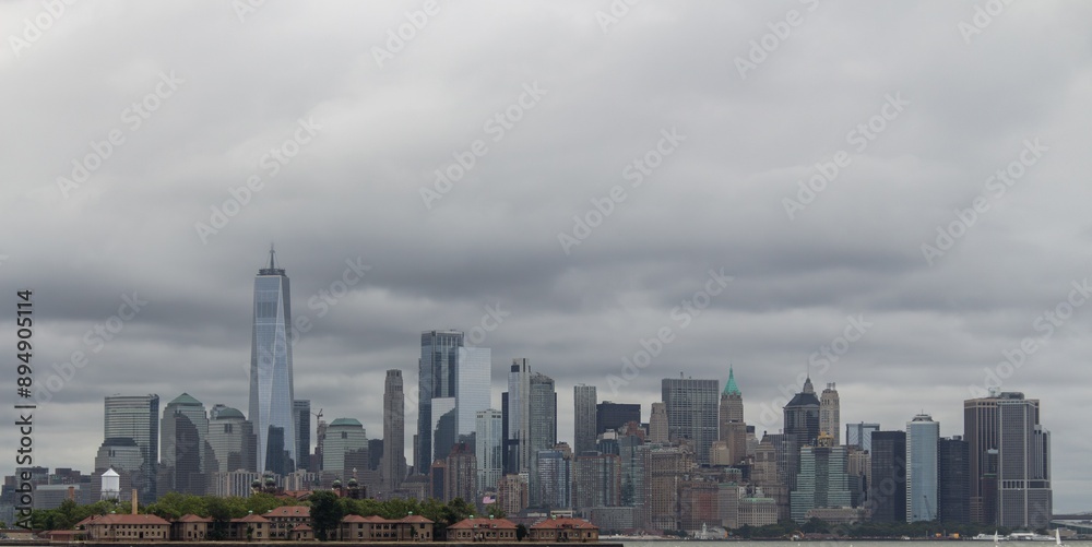Fototapeta premium time lapse of clouds over city