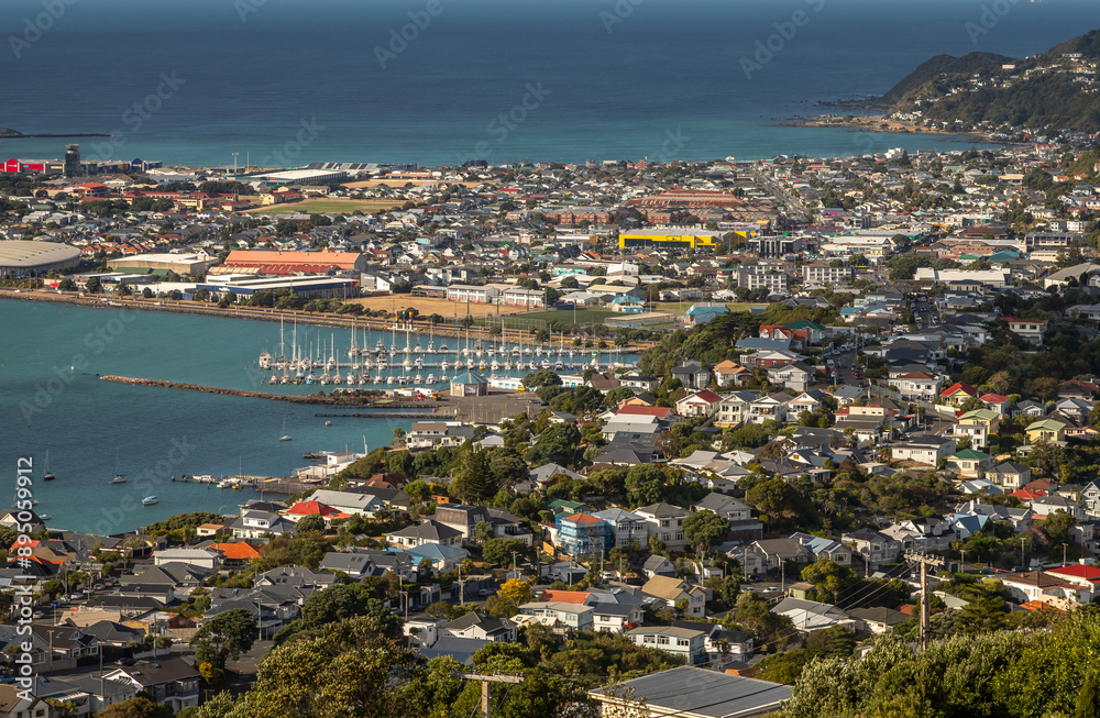 Fototapeta premium Exposure of New Zealand's Capital Wellington, namely its Central Business District viewed from Mount Victoria, at day time on a beautiful sunny day, Australia