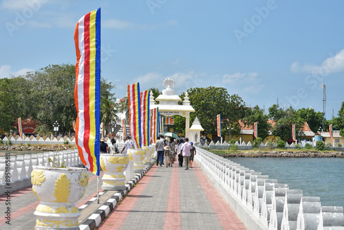 Entrance Jetty for Nagadeepa Purana Vihara, Nainativu, Jaffna, Sri Lanka.
Translation: 
