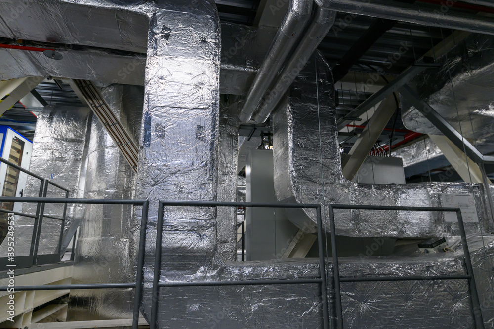 Industrial sheet steel zinc air duct, air conditioning equipment, Aluminum pipe insulation. Industrial sheet steel zinc air duct, air conditioning equipment, Aluminum pipe insulation.