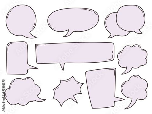Blank doodle speech bubble. hand drawn chat design element
