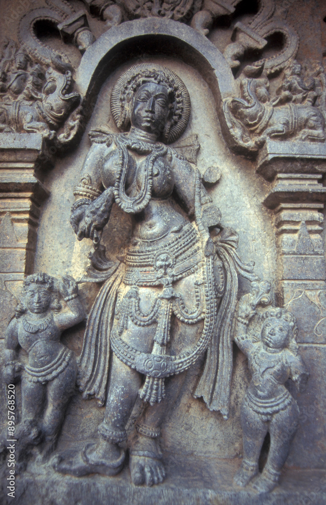 INDIA KARNATAKA BELUR CHENNAKESHAVA TEMPLE INDIA KARNATAKA BELUR CHENNAKESHAVA TEMPLE