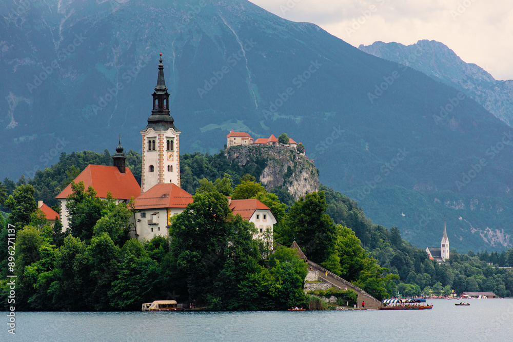 Słowenia, jezioro Bled - kościół