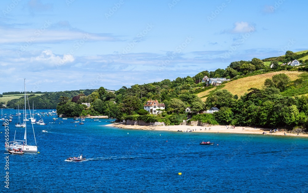 Obraz premium Boats and Yachts on Kingsbridge Estuary in Salcombe and Mill Bay, Batson Creek, Southpool Creek, Devon, England, Europe
