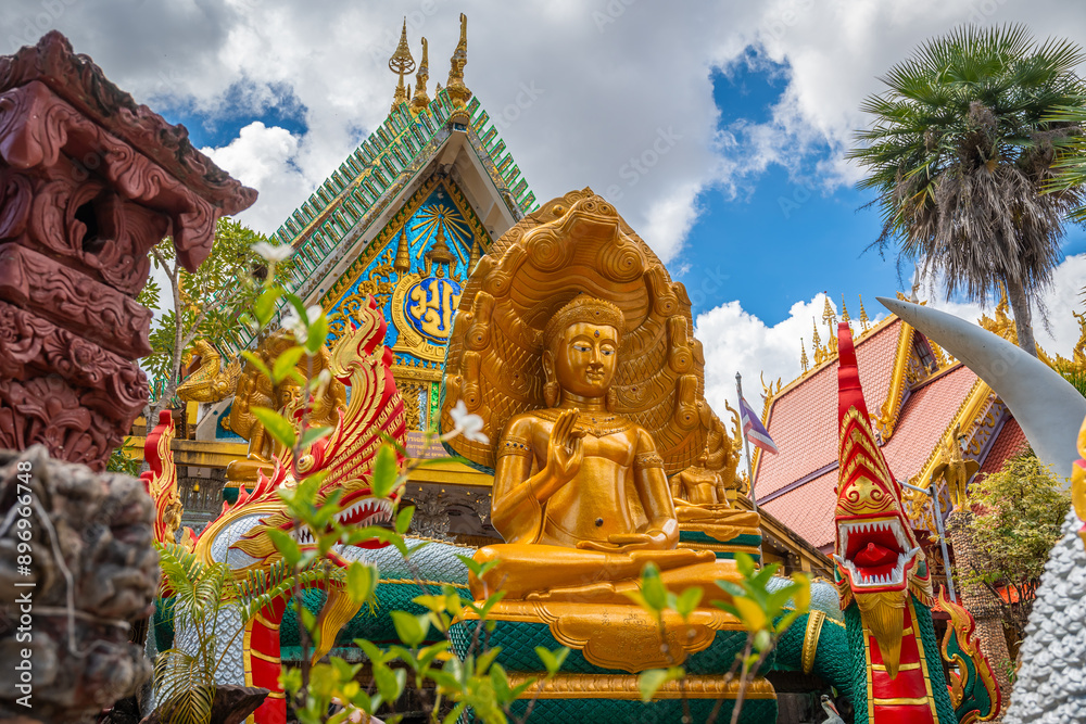 Wat Tai Phrachao Yai Ong Tue is a temple famous in Ubon Ratchathani, Thailand Wat Tai Phrachao Yai Ong Tue is a temple famous in Ubon Ratchathani, Thailand