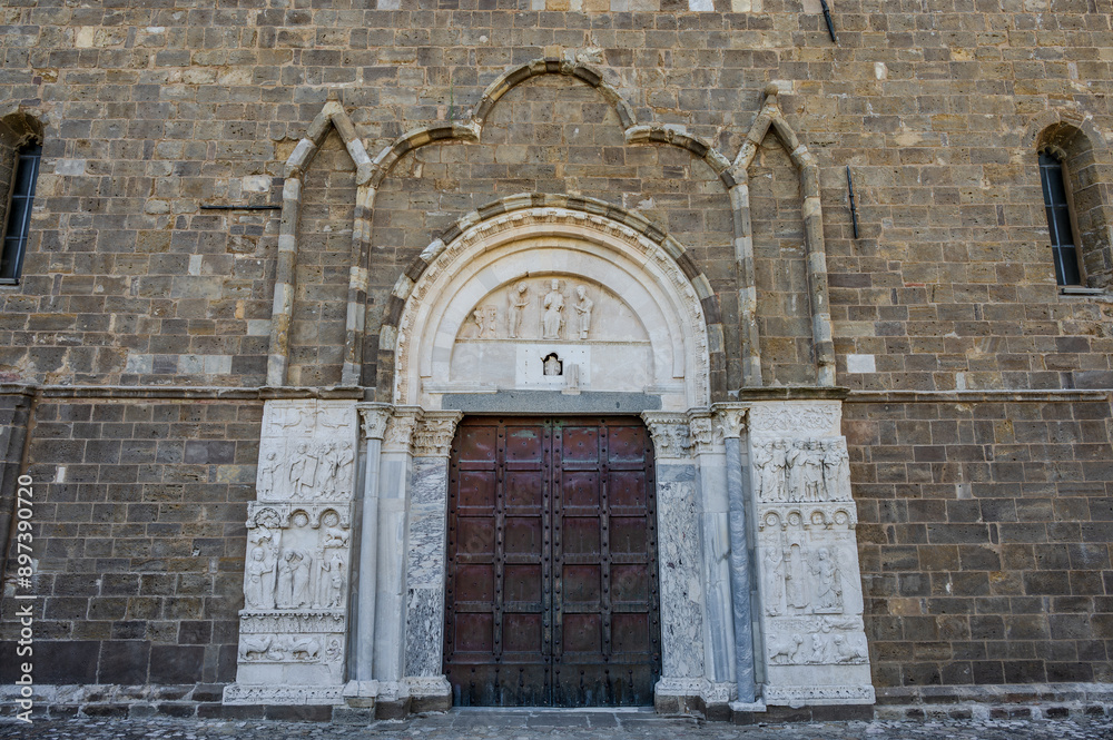 Fossacesia, Abruzzo. Abbey of San Giovanni in Venere Fossacesia, Abruzzo. Abbey of San Giovanni in Venere