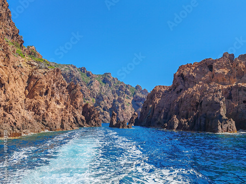 Calanques de Piana - Golfe de Girolata - Réserve Naturelle de Scandola - Depuis la mer