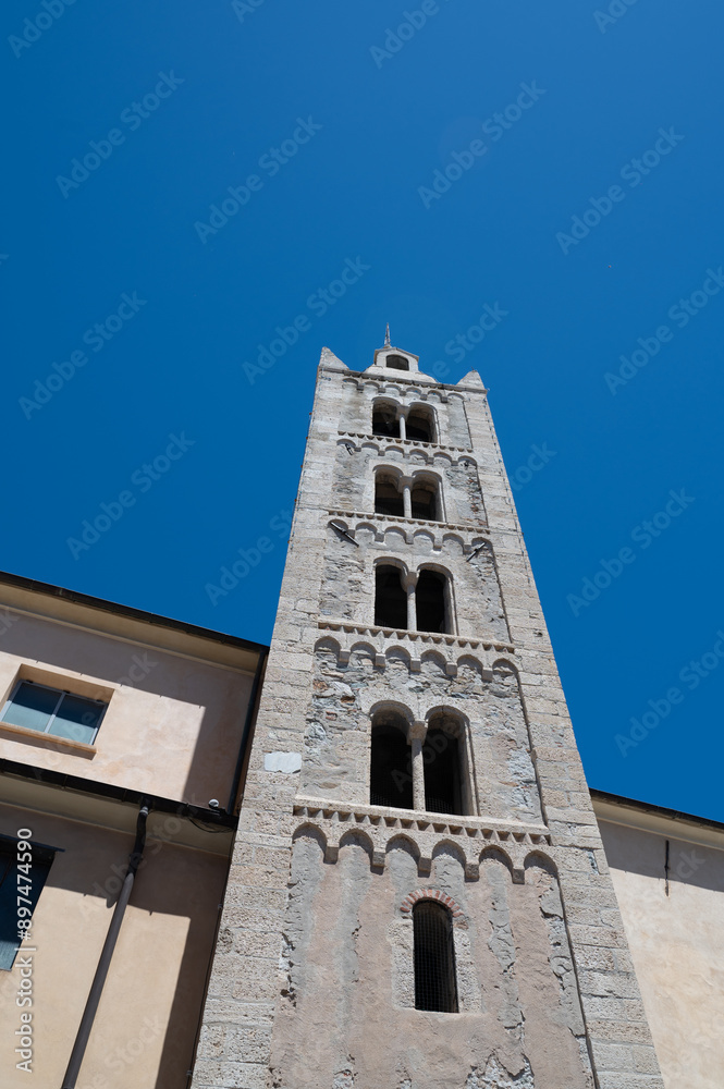Obraz premium church tower in final italy