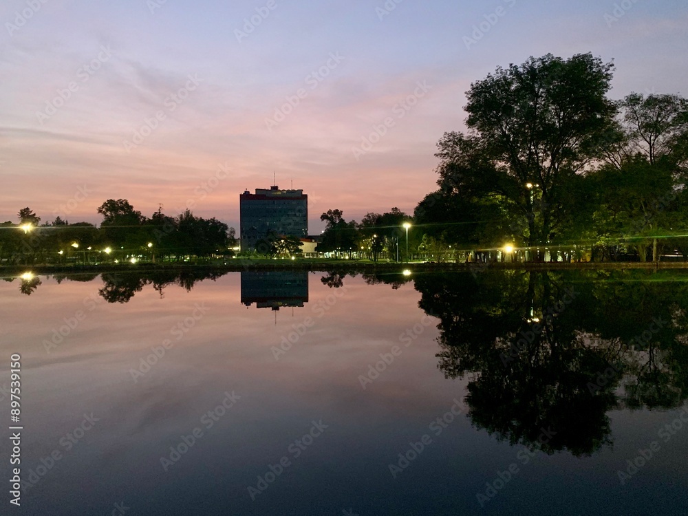 espejo de agua, atardecer, UNAM espejo de agua, atardecer, UNAM