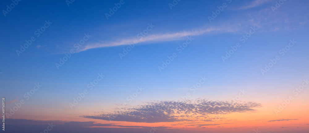 Fototapeta premium Beautiful dramatic scenic after sunset sky background after sunset