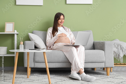 Beautiful pregnant business...