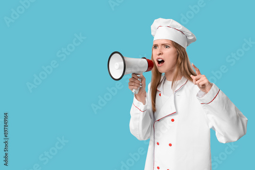 Protesting female chef shou...