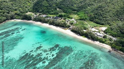 加計呂麻島の海