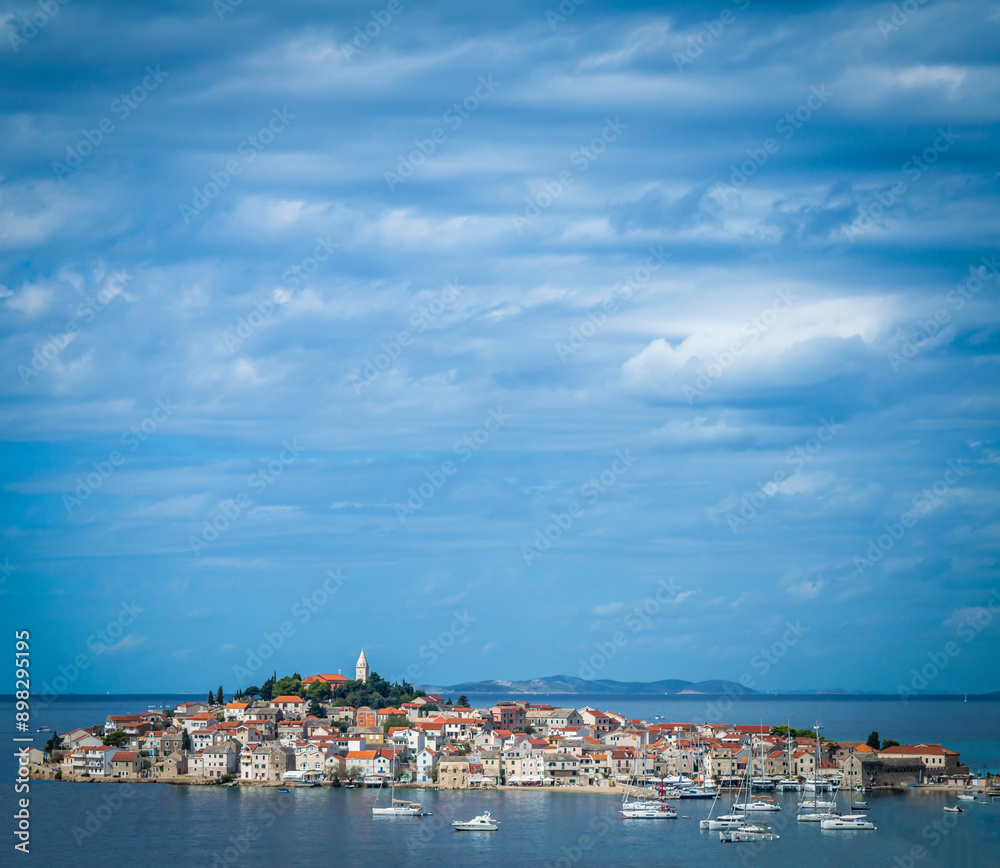 Obraz premium City old town in island