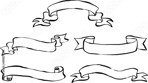 Conjunto de banners de cintas dibujadas a mano. Clipart de cintas para nombres. Ilustración de banners para invitaciones, diseños, papelería