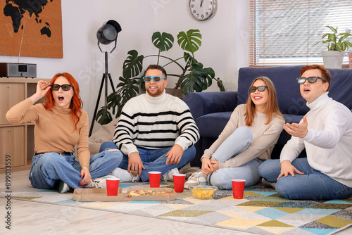 Group of young friends in 3...
