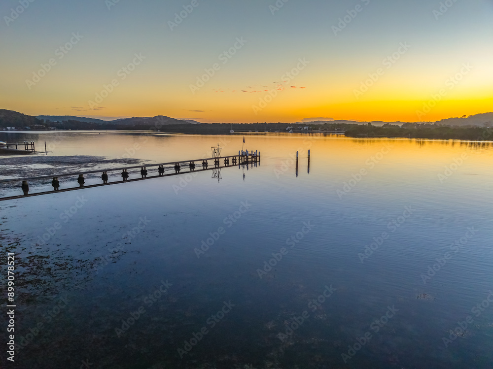 Fototapeta premium Sunrise at the waterfront
