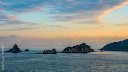 Wunderschöner sonnenuntergang japan