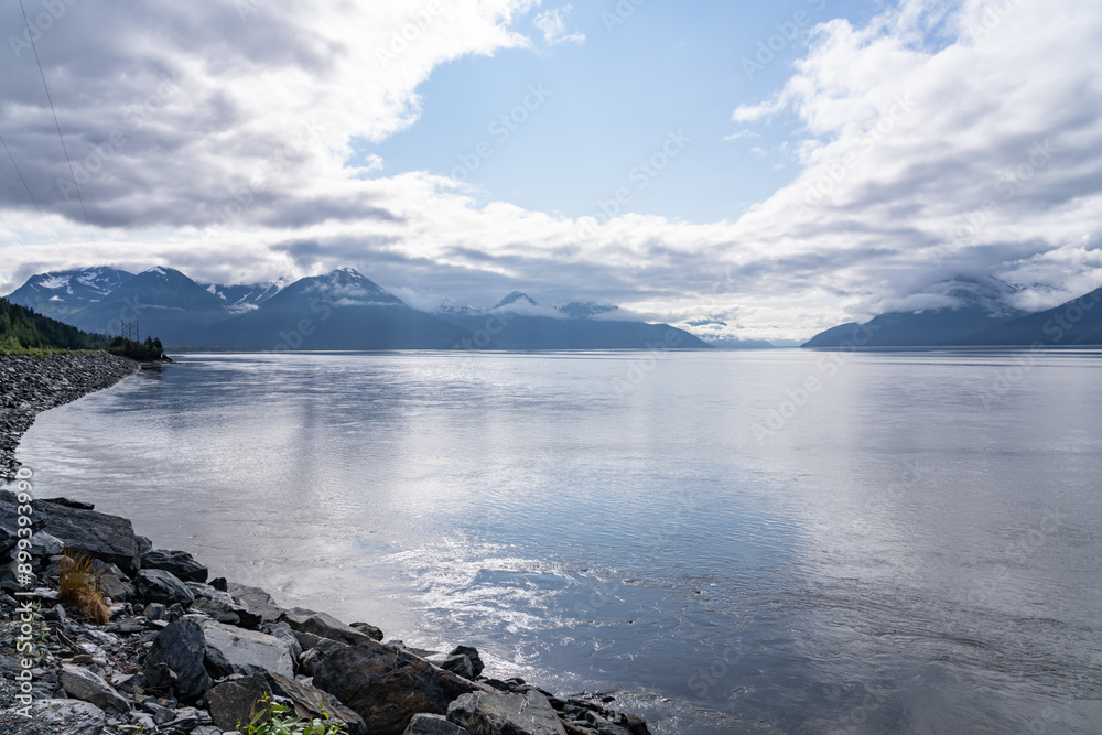 Φωτογραφία Turnagain Arm, It is one of two narrow branches at the north end of Cook Inlet, the other being Knik Arm