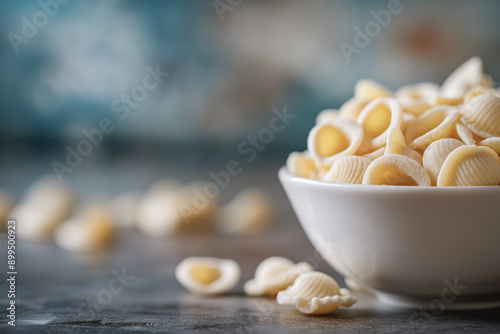 Orecchiette - popular itali...