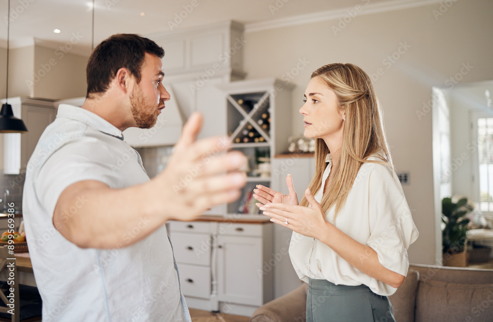 Obraz premium Argument, fight and couple in home for divorce, conflict and disagreement for marriage crisis. Shouting, argue and frustrated man and woman in discussion for breakup, toxic relationship and affair