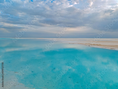 Dongtaijinaier Lake photo