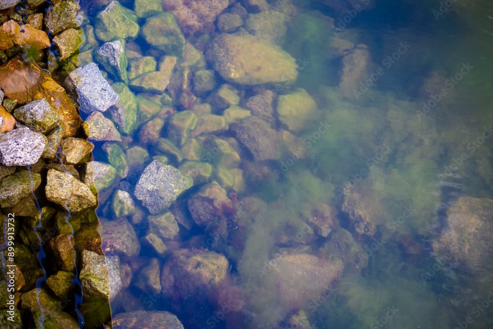 Fototapeta premium rocks and water