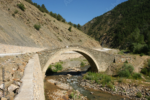 Bazbent Bridge, located in Gumushane, Turkey, was built during the Ottoman period. 