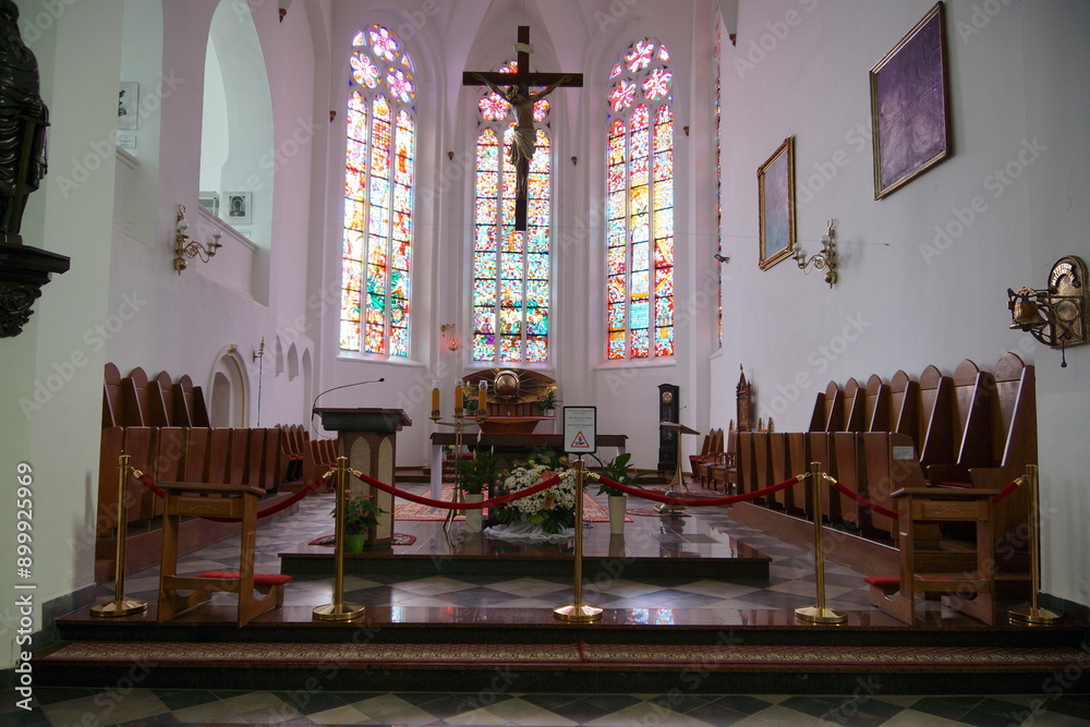 Kętrzyn. Bazylika pw. św. Jerzego. Prezbiterium. Polska - Mazury - Warmia.
