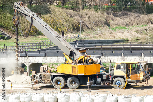 truck mounted earth drilling hydraulic auger photo