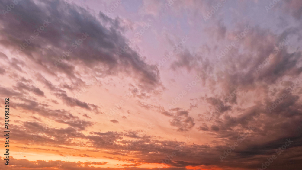 cute sunset goldish clouds on the sky bg - photo of nature cute sunset goldish clouds on the sky bg - photo of nature