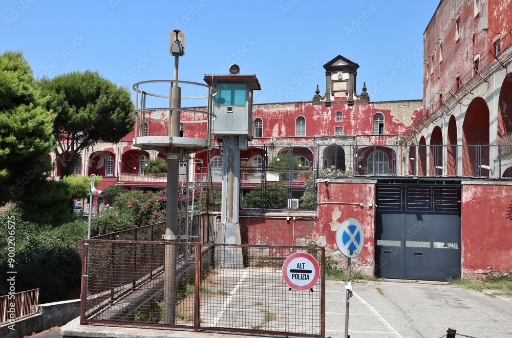 Napoli - Caserma Nino Bixio a Pizzofalcone