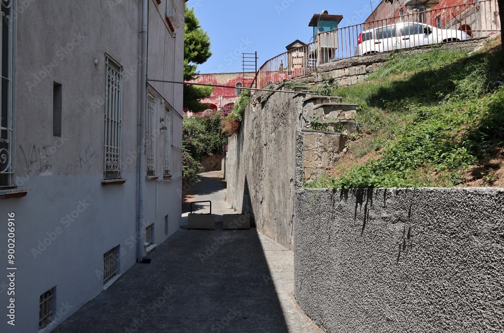 Napoli - Scorcio della Caserma Nino Bixio dal Belvedere Pizzofalcone