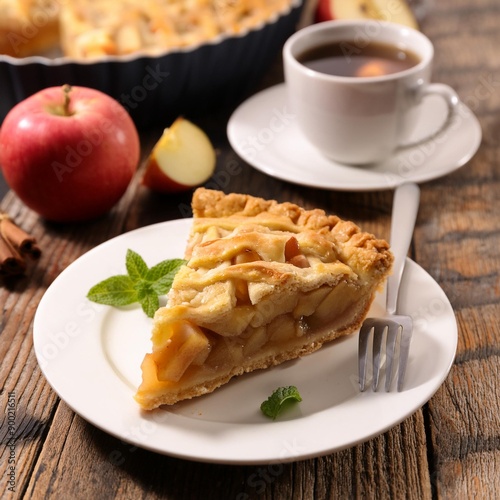 Apple pie slice